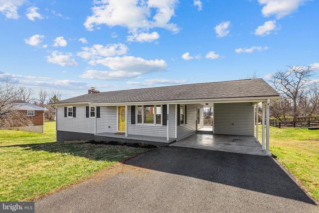 225 POSSUM HOLLOW LN, Berryville, VA 22611