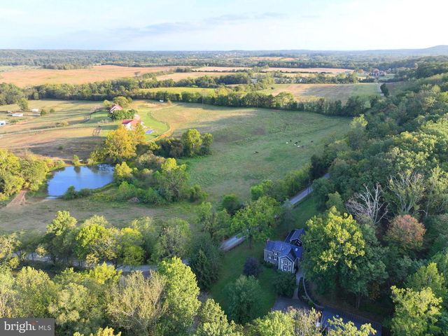 21539 OATLANDS RD, Aldie, VA 20105