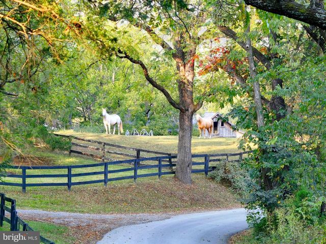 21539 OATLANDS RD, Aldie, VA 20105