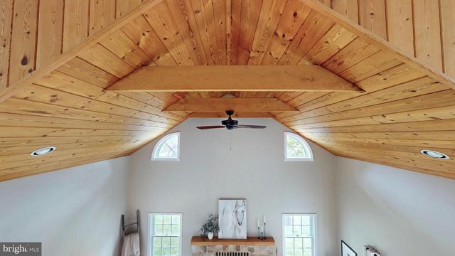 21539 OATLANDS RD, Aldie, VA 20105