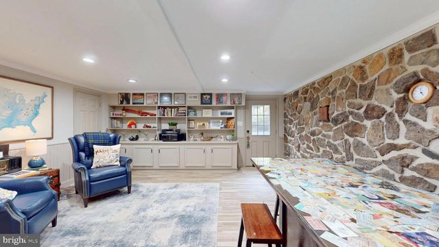 21539 OATLANDS RD, Aldie, VA 20105