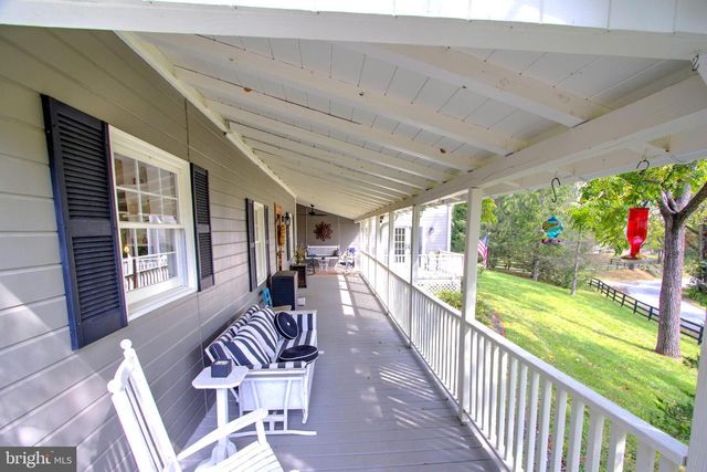 21539 OATLANDS RD, Aldie, VA 20105