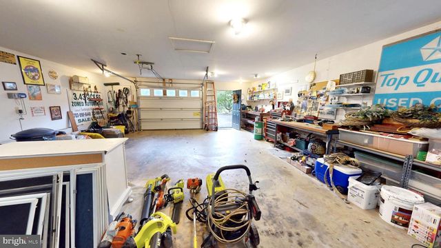 21539 OATLANDS RD, Aldie, VA 20105