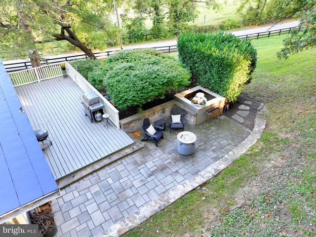 21539 OATLANDS RD, Aldie, VA 20105