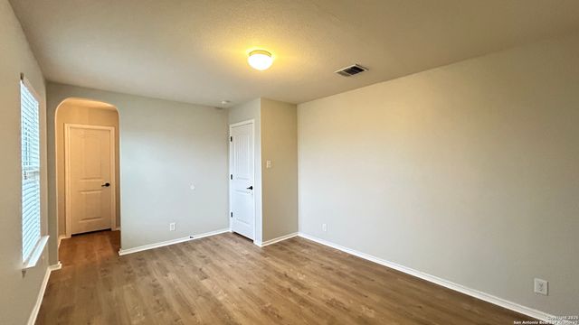 11523 N PEAK, San Antonio, TX 78245