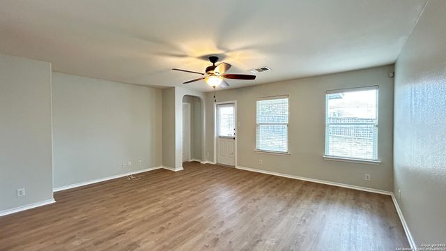 11523 N PEAK, San Antonio, TX 78245