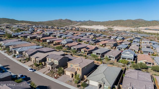 13218 W GOLDEN PUMA Trail, Peoria, AZ 85383