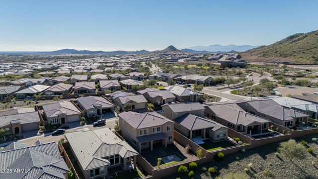 13218 W GOLDEN PUMA Trail, Peoria, AZ 85383