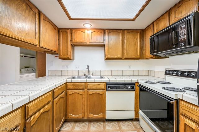 4340 Sanderling Circle 78, Las Vegas, NV 89103