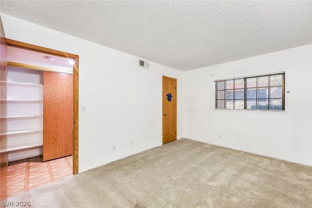 4340 Sanderling Circle 78, Las Vegas, NV 89103