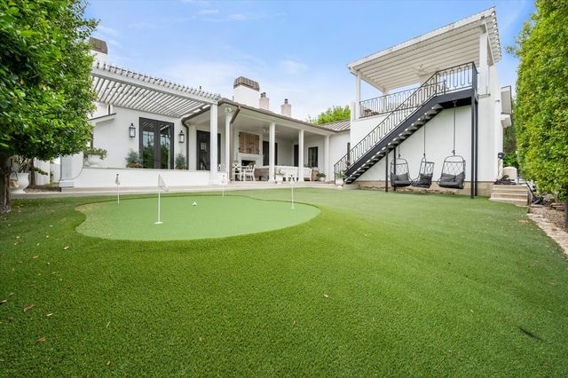 3824 Bishops Flower Road, Fort Worth, TX 76109