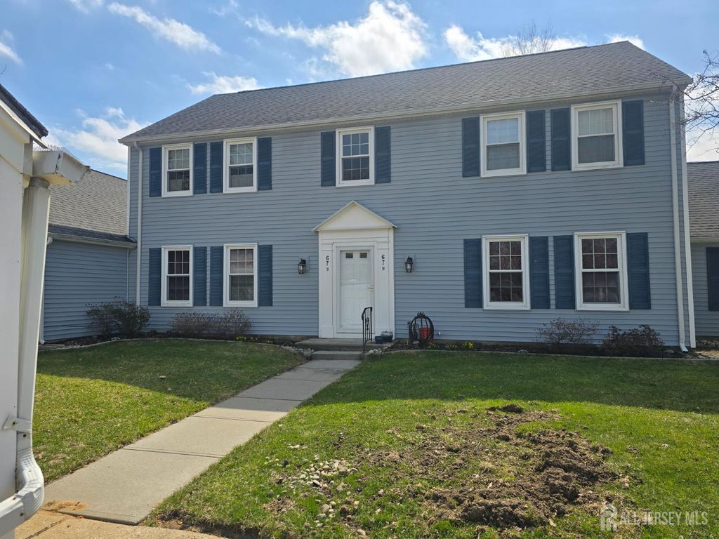 67 Amherst Lane B, Monroe, NJ 08831