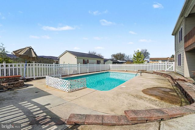 3 PRICKLY PEAR DRIVE, Carlisle, PA 17013