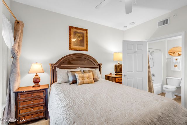 2228 Beach Drive, 508, Gulfport, MS 39507