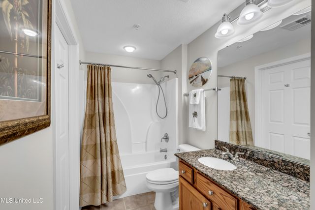 2228 Beach Drive, 508, Gulfport, MS 39507