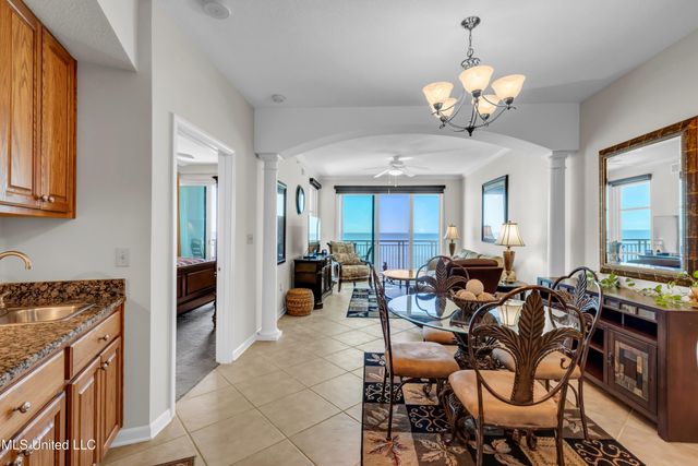 2228 Beach Drive, 508, Gulfport, MS 39507