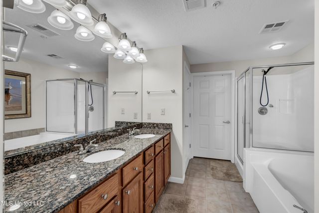 2228 Beach Drive, 508, Gulfport, MS 39507