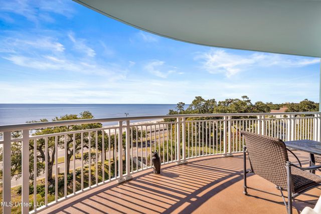 2228 Beach Drive, 508, Gulfport, MS 39507