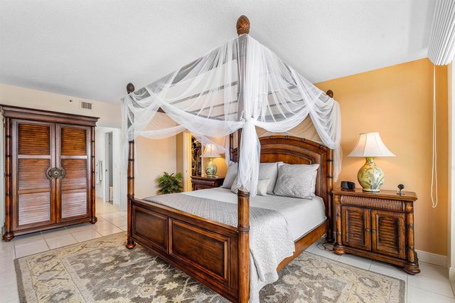 4100 N Ocean Drive 504, Singer Island, FL 33404