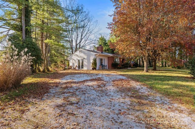 112 Pearson Drive, Asheville, NC 28801