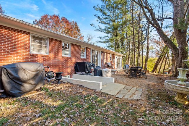 112 Pearson Drive, Asheville, NC 28801