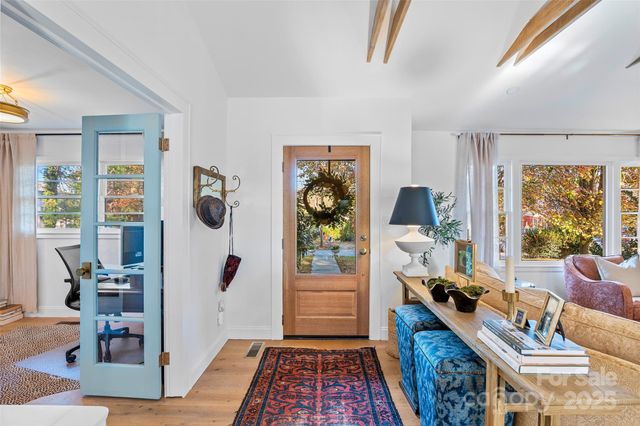 112 Pearson Drive, Asheville, NC 28801