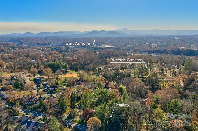112 Pearson Drive, Asheville, NC 28801