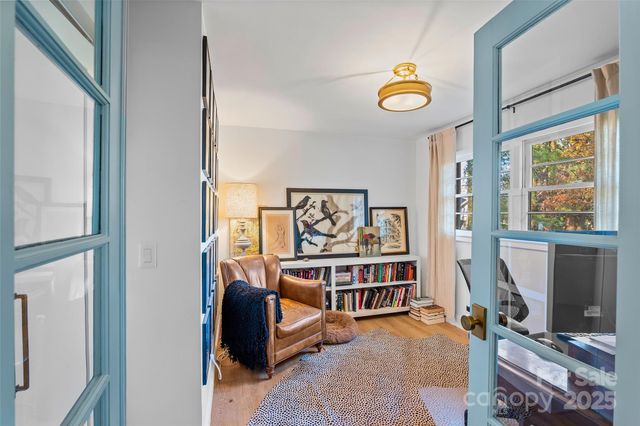 112 Pearson Drive, Asheville, NC 28801