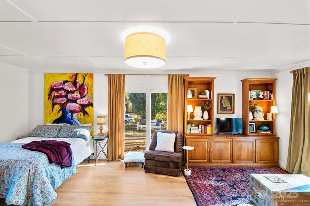 112 Pearson Drive, Asheville, NC 28801