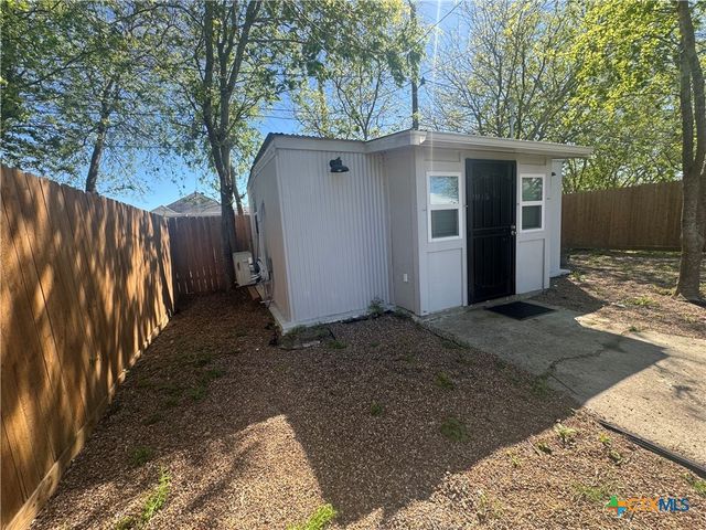 303 W. Dallas, Seadrift, TX 77983