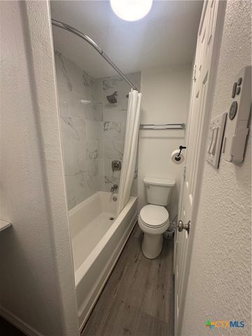 303 W. Dallas, Seadrift, TX 77983