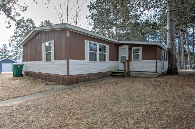 2150 Red Pine Drive, Cambridge, MN 55008