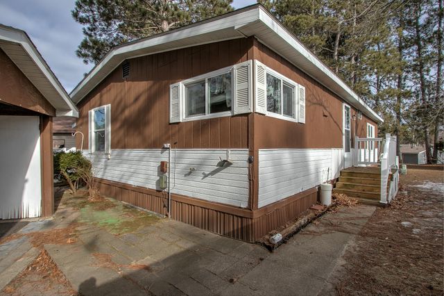 2150 Red Pine Drive, Cambridge, MN 55008