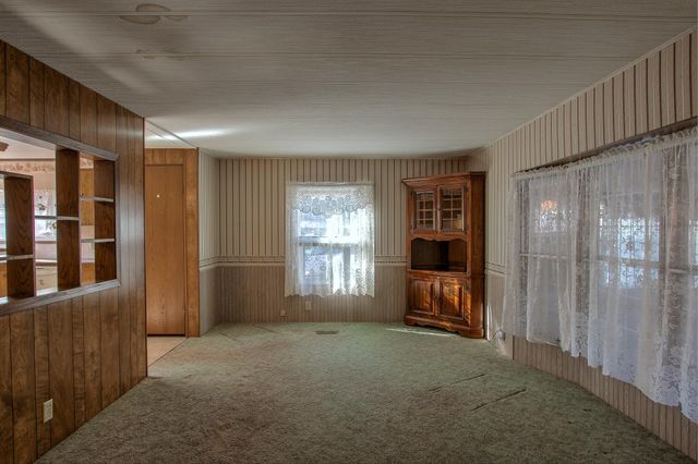 2150 Red Pine Drive, Cambridge, MN 55008