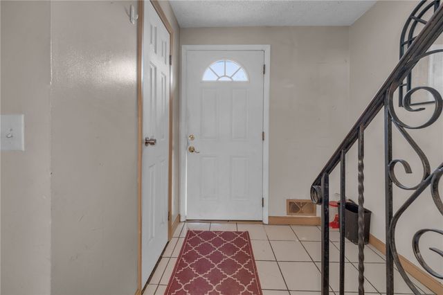 67 Fox Court, Gates, NY 14606