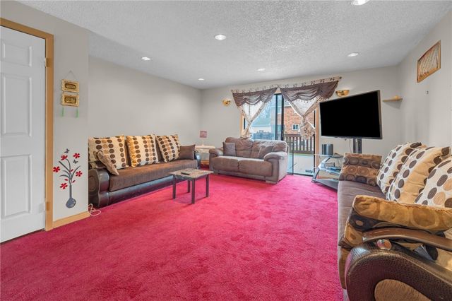 67 Fox Court, Gates, NY 14606