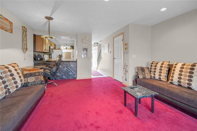 67 Fox Court, Gates, NY 14606