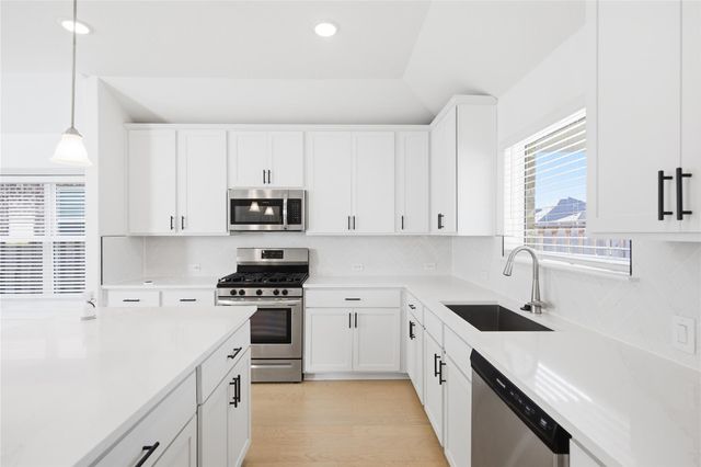 2353 Sawdust DR, Georgetown, TX 78633