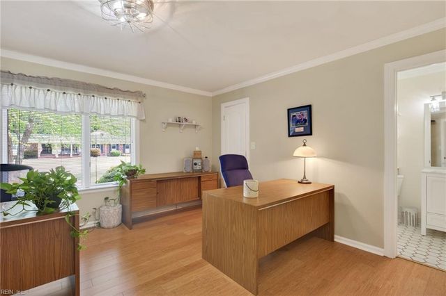 5121 Shenstone DR, Virginia Beach, VA 23455