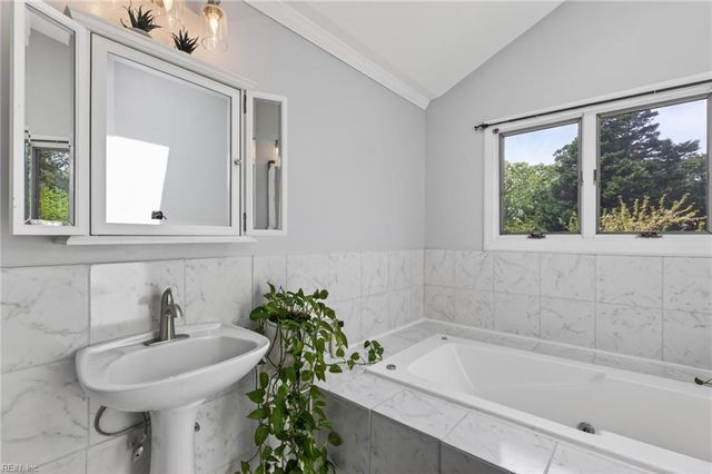 5121 Shenstone DR, Virginia Beach, VA 23455