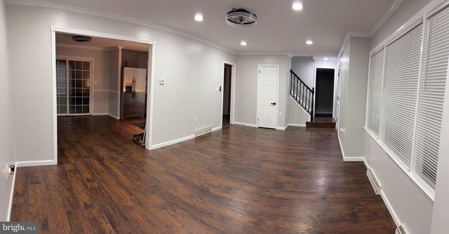 1 S INDEPENDENCE BLVD, New Castle, DE 19720