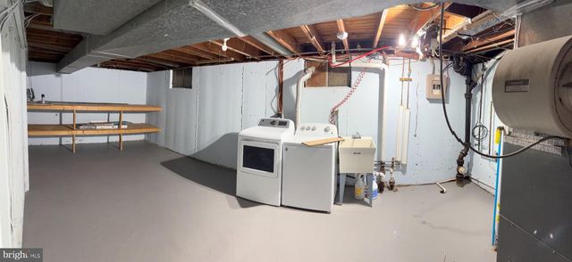 1 S INDEPENDENCE BLVD, New Castle, DE 19720