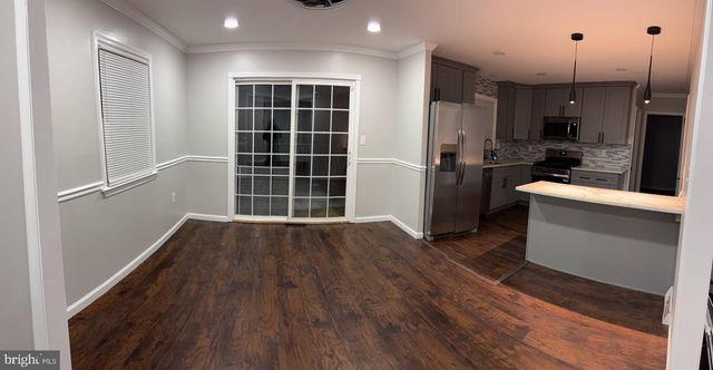 1 S INDEPENDENCE BLVD, New Castle, DE 19720