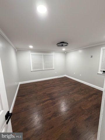 1 S INDEPENDENCE BLVD, New Castle, DE 19720