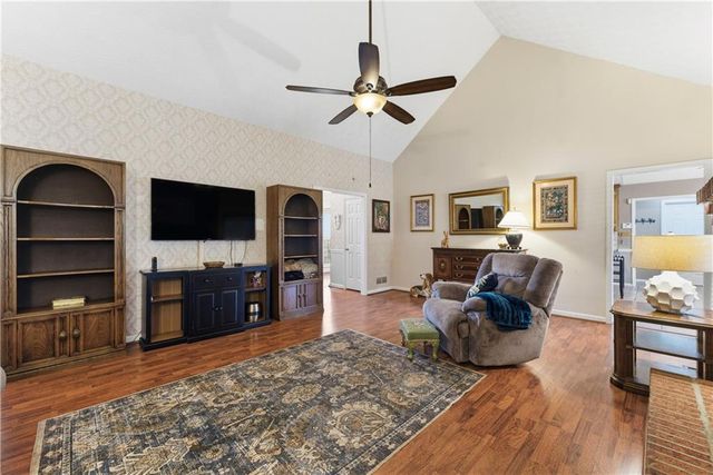 207 Dunleith Drive, Woodstock, GA 30188