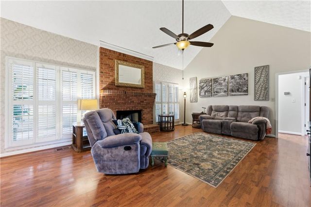 207 Dunleith Drive, Woodstock, GA 30188