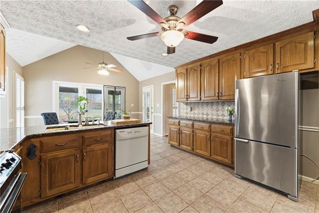 207 Dunleith Drive, Woodstock, GA 30188