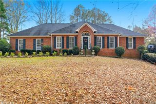 207 Dunleith Drive, Woodstock, GA 30188