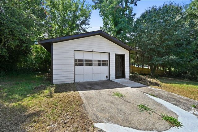 5692 Rosser Court, Lilburn, GA 30047