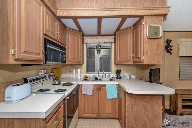 10331 E Compadre Ln, Yuma, AZ 85365